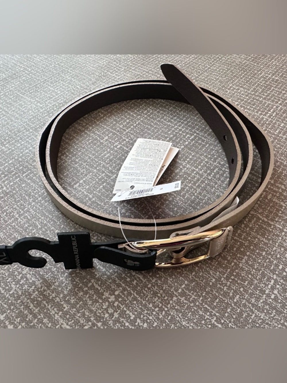Banana Republic Metallic Gold Buckle with Rose Good Leather Belt size XL NWT